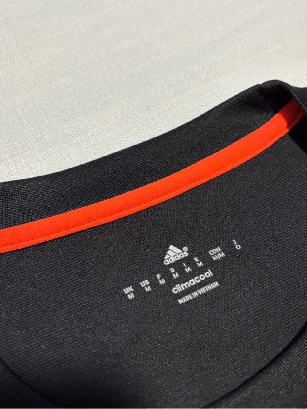 Adidas Manchester United Anthony Martial 2015/16 Soccer Jersey | Black | Medium - Picture 3 of 8